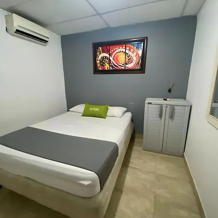 Hotel Puerto Vigia Inn
